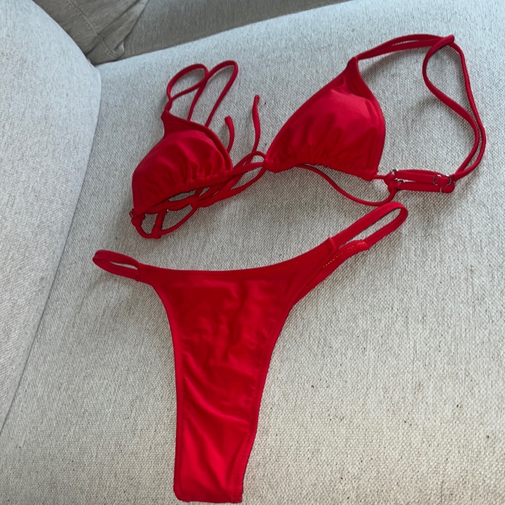 NEVER WORN THONG BIKINI